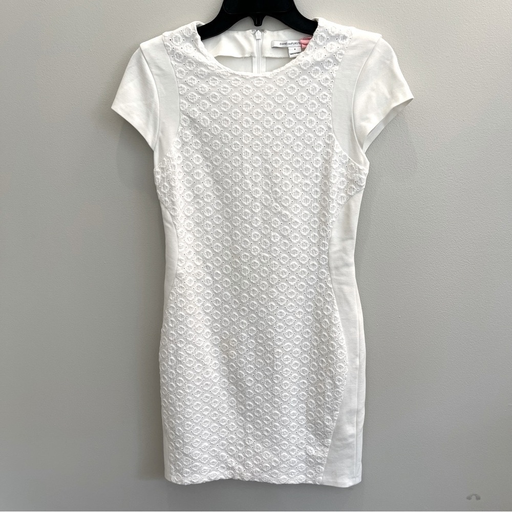 DVF Diane Von Furstenberg White Cotton Blend Eyelet Pele Mini Dress Size 4